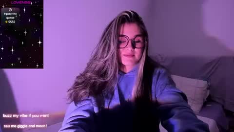 Rachel Foss online show from January 3, 2025, 10:51 pm