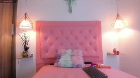 rachel_rivera99 online show from February 18, 2025, 2:38 pm
