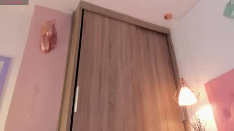 rachel_rivera99 online show from March 12, 2025, 11:09 am