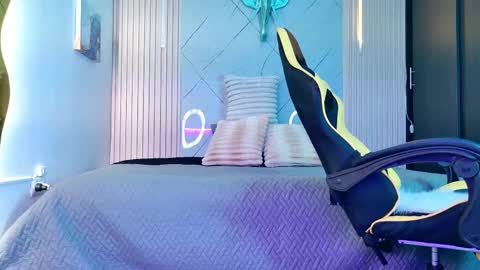 rachel_rivera99 online show from September 13, 2025, 11:43 am