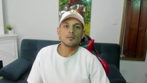 Snapshot of rachell_jacob chatting on April 20, 2026, 11:13 am rachell_jacob online show from April 20, 2026, 11:13 am