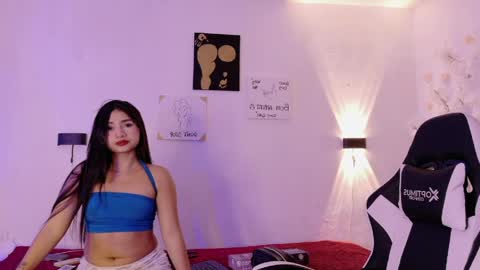 rachell_owen online show from April 9, 2026, 2:44 am