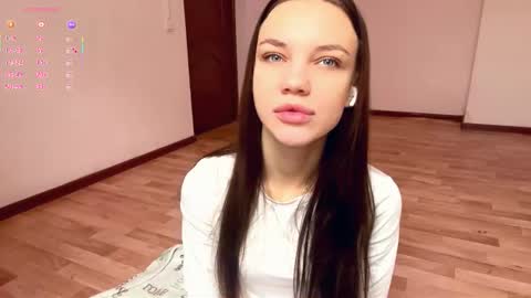 Rachel online show from November 12, 2025, 8:04 am
