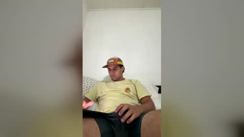 Snapshot of rafabuscub chatting on March 31, 2026, 12:34 am Rapha777 online show from March 31, 2026, 12:34 am