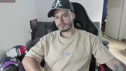 Snapshot of ragnar_lothbrok77 chatting on September 13, 2025, 7:24 pm ragnar_lothbrok77 online show from September 13, 2025, 7:24 pm