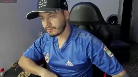 Snapshot of ragnar_lothbrok77 chatting on November 9, 2025, 10:52 pm ragnar_lothbrok77 online show from November 9, 2025, 10:52 pm