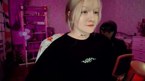 Snapshot of raiingurl chatting on February 15, 2026, 5:09 pm Kate online show from February 15, 2026, 5:09 pm