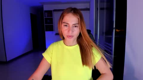 Snapshot of rainbow_jenny chatting on February 5, 2025, 12:10 am Jennyindependent model . online show from February 5, 2025, 12:10 am
