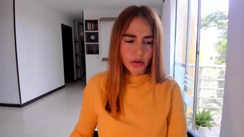 Jennyindependent model . online show from December 3, 2025, 5:55 pm