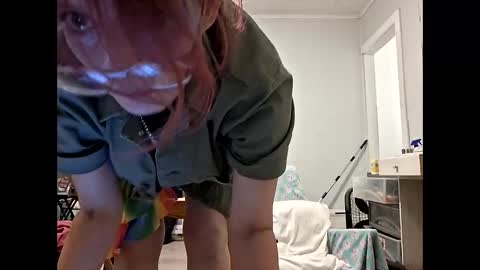 rainbowbrooke79 online show from November 12, 2025, 8:04 am