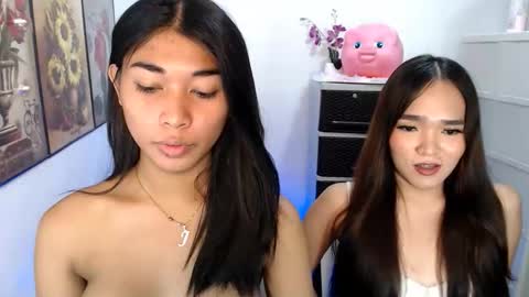 raindrizzle1706 online show from March 15, 2026, 11:05 am