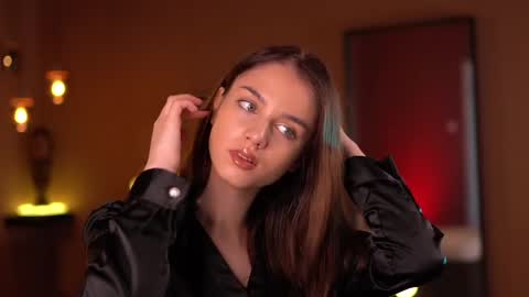 Snapshot of raisadoll chatting on March 6, 2025, 8:19 am Raisa online show from March 6, 2025, 8:19 am