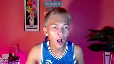 Snapshot of ralfhuge24 chatting on September 21, 2025, 8:49 am ralfhuge24 online show from September 21, 2025, 8:49 am