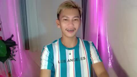 Snapshot of ralfhuge24 chatting on April 24, 2026, 1:08 am ralfhuge24 online show from April 24, 2026, 1:08 am