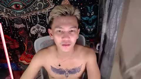 Snapshot of ralfhuge24 chatting on May 4, 2026, 6:20 am ralfhuge24 online show from May 4, 2026, 6:20 am