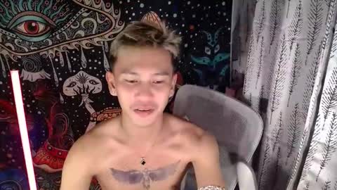 Snapshot of ralfhuge24 chatting on May 8, 2026, 11:26 am ralfhuge24 online show from May 8, 2026, 11:26 am