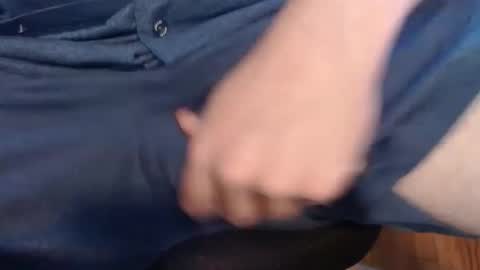 Snapshot of random41yearoldguy chatting on January 24, 2025, 10:19 pm random41yearoldguy online show from January 24, 2025, 10:19 pm