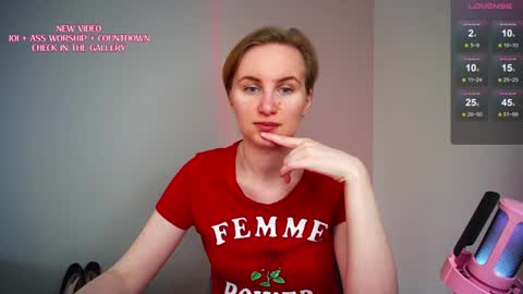 Snapshot of randycherry chatting on July 9, 2026, 2:54 pm Cherry Miss Cherry online show from July 9, 2026, 2:54 pm