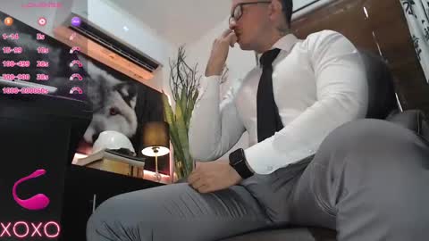 Snapshot of randylukehot chatting on September 9, 2025, 6:51 pm randylukehot online show from September 9, 2025, 6:51 pm