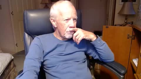 ranger1001 online show from November 23, 2025, 8:52 pm