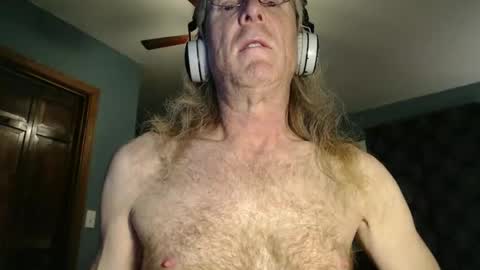 Ranger510 online show from April 4, 2026, 2:32 am