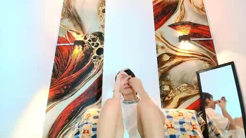 raphael_nyon1 online show from May 2, 2026, 4:17 am