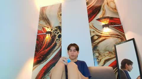 raphael_nyon1 online show from May 11, 2026, 3:56 am