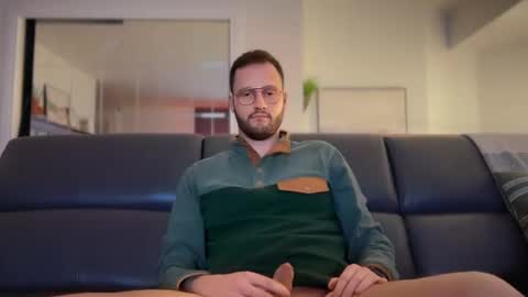 Snapshot of raphwoods95 chatting on February 28, 2026, 10:55 pm Raph online show from February 28, 2026, 10:55 pm