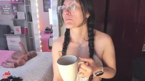 Snapshot of rapunzell__ chatting on July 3, 2026, 12:11 pm Rapunzell online show from July 3, 2026, 12:11 pm