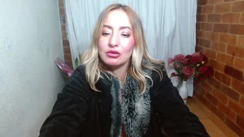 Snapshot of raquel_gh chatting on January 30, 2025, 12:07 am Raquel online show from January 30, 2025, 12:07 am