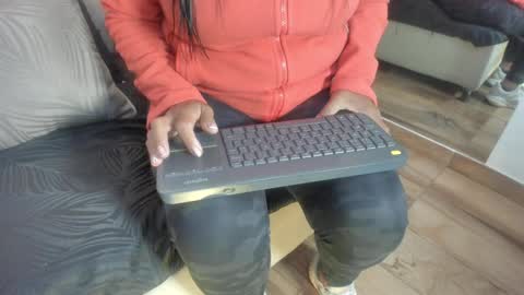 Snapshot of raquel_moore chatting on February 9, 2026, 12:53 pm Raquel Moore online show from February 9, 2026, 12:53 pm