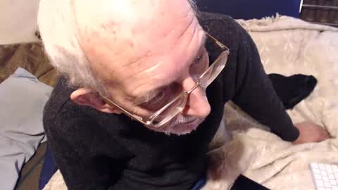 Snapshot of rararaffaele chatting on December 21, 2024, 11:01 am Raffaele online show from December 21, 2024, 11:01 am