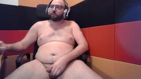 Snapshot of rascalpup chatting on February 23, 2025, 10:20 pm rascalpup online show from February 23, 2025, 10:20 pm