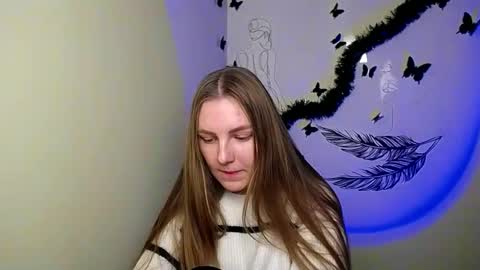 raspberry0101 online show from January 4, 2025, 10:24 pm