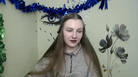 raspberry0101 online show from January 17, 2025, 12:52 pm