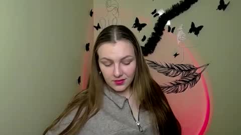 raspberry0101 online show from January 26, 2025, 4:41 pm