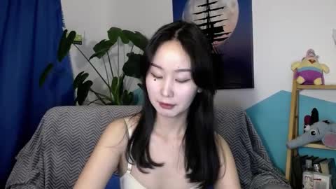 ratna_mm online show from January 3, 2025, 7:18 pm