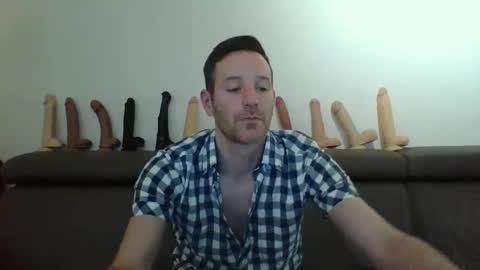 Thomas online show from April 15, 2026, 6:59 pm