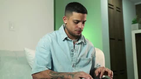 rausch77 online show from September 14, 2025, 3:27 am