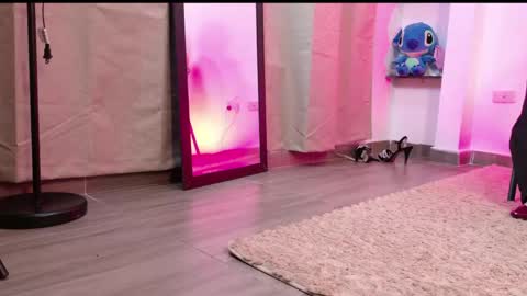   online show from April 13, 2026, 12:32 pm