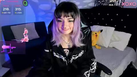 Snapshot of ravencollen chatting on October 31, 2025, 2:12 am ravencollen online show from October 31, 2025, 2:12 am