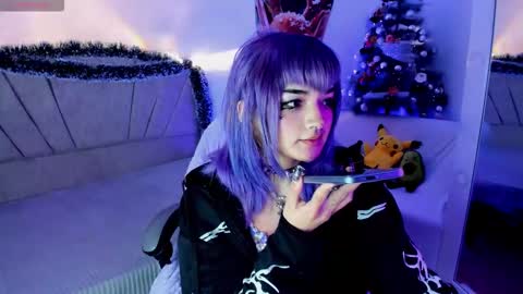 Snapshot of ravencollen chatting on December 13, 2025, 7:53 pm ravencollen online show from December 13, 2025, 7:53 pm