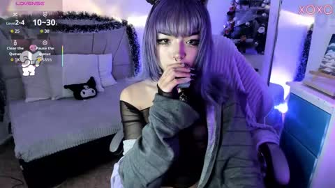 Snapshot of ravencollen chatting on December 16, 2025, 9:20 pm ravencollen online show from December 16, 2025, 9:20 pm