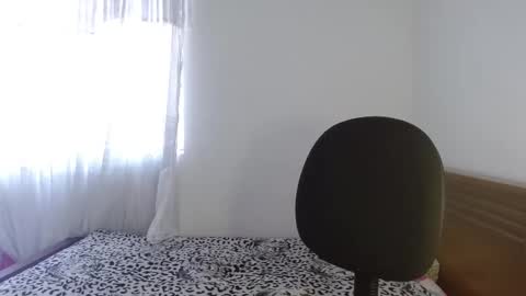 Snapshot of ravenlotus chatting on October 2, 2025, 9:11 pm ravenlotus online show from October 2, 2025, 9:11 pm