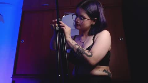 Snapshot of raventh_ chatting on February 2, 2026, 5:39 am raventh_ online show from February 2, 2026, 5:39 am