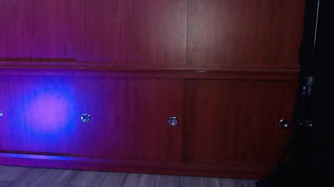 Snapshot of raventh_ chatting on February 10, 2026, 2:59 am raventh_ online show from February 10, 2026, 2:59 am