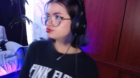 Snapshot of raventh_ chatting on February 12, 2026, 12:55 pm raventh_ online show from February 12, 2026, 12:55 pm