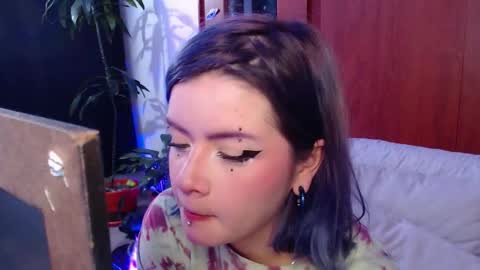 Snapshot of raventh_ chatting on February 18, 2026, 10:00 am raventh_ online show from February 18, 2026, 10:00 am