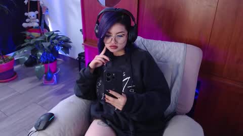 Snapshot of raventh_ chatting on February 25, 2026, 12:26 pm raventh_ online show from February 25, 2026, 12:26 pm