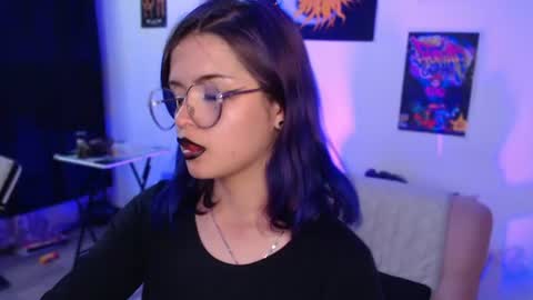 raventh_ online show from July 9, 2026, 3:54 am